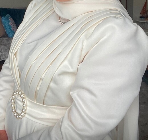 Diğer Beyaz elbise ( nikah elbisesi )