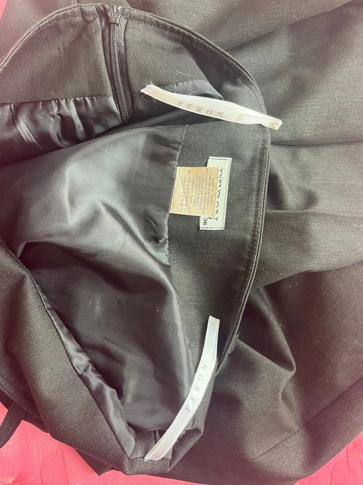 Kız Çocuk Gri Pileli Etek - Görsel 3