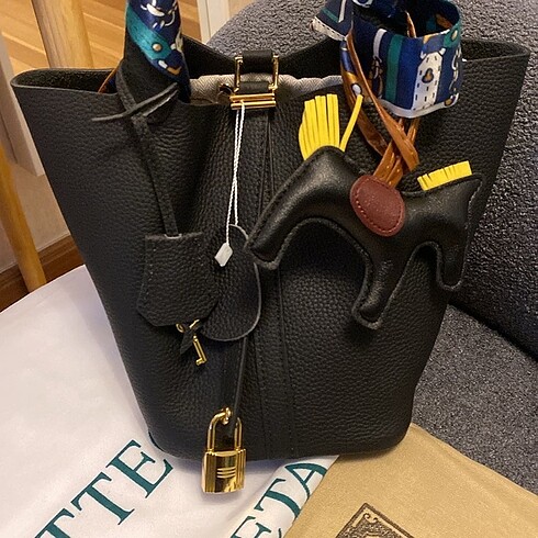 Hermes hermes picotin