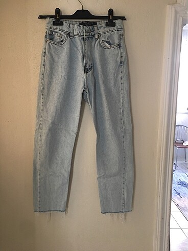 Mom jeans