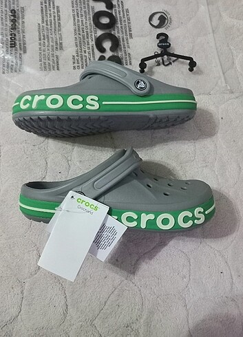35 Beden gri Renk Crocs terlik sandalet yeni sezon 