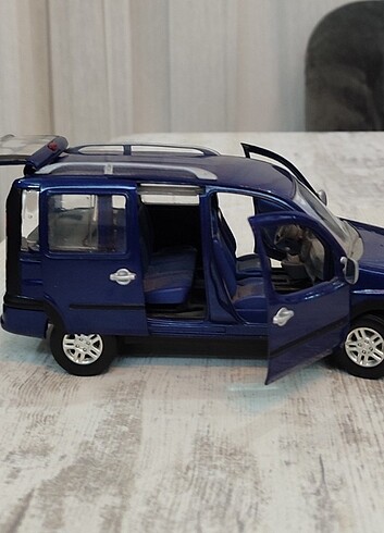  Beden Model araba, diecast, 1:24