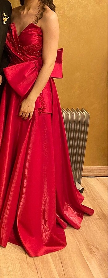 36 Beden kırmızı Renk Kına Elbisesi