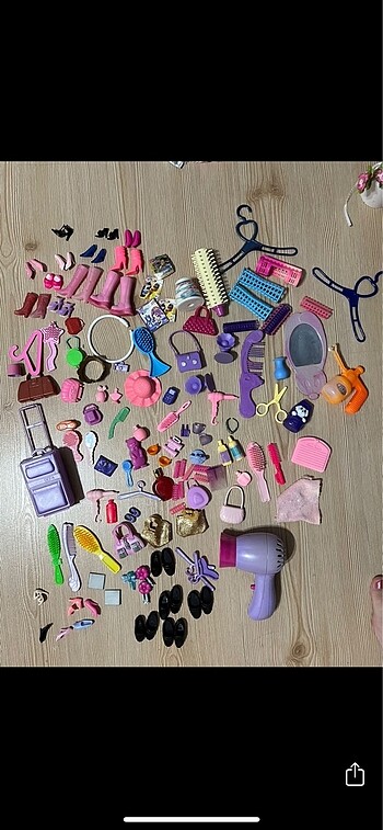 Barbie aksesuarları