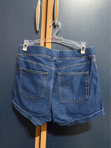 H&M H&M lacivert şort