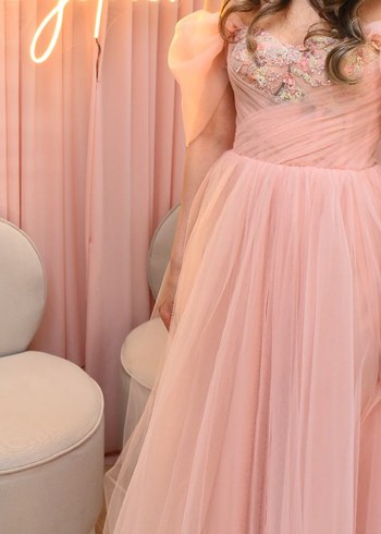 Pudra Renk Piliseli Straplez Nişan Elbisesi - Görsel 3