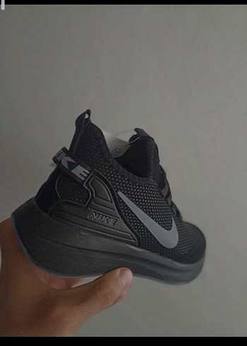 36 Beden Nike Erkek Siyah Bağcıklı Spor Ayakkabı