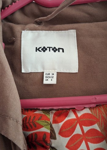 Bej Kuşaklı Kadın Trençkot - Görsel 2