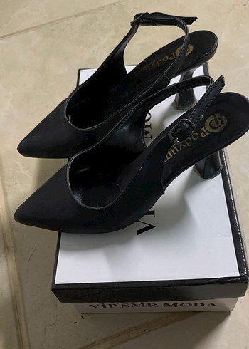 Siyah Stiletto
