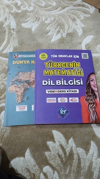 Dünya haritaları çalişma defteri ve Türkçe'nin matematiği dil b