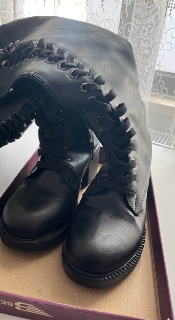 Kadın topuklu çizme - Görsel 2