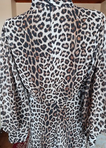 Leopar Desenli Uzun Elbise - Görsel 7