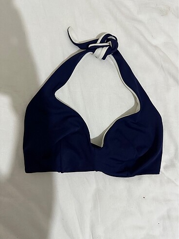 Bikini Üstü