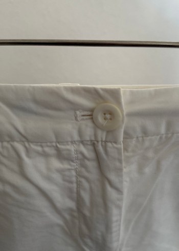 447- Beyaz Kadın Bermuda Şort - Görsel 6