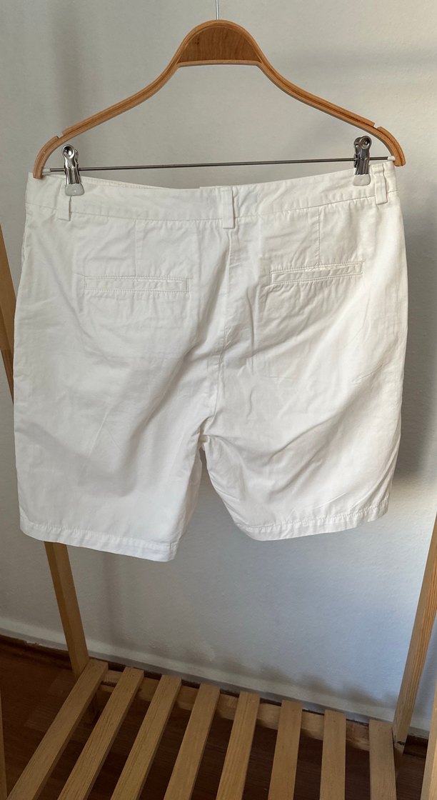 447- Beyaz Kadın Bermuda Şort - Görsel 5