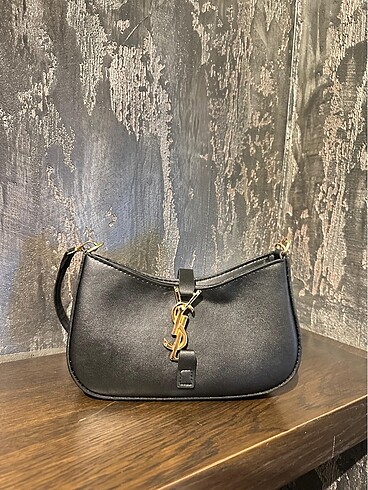 Yves Saint Laurent Ysl model