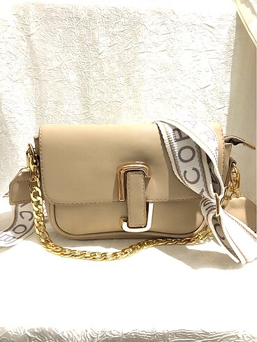 Marc Jacobs Marc jacobs krem zincirli