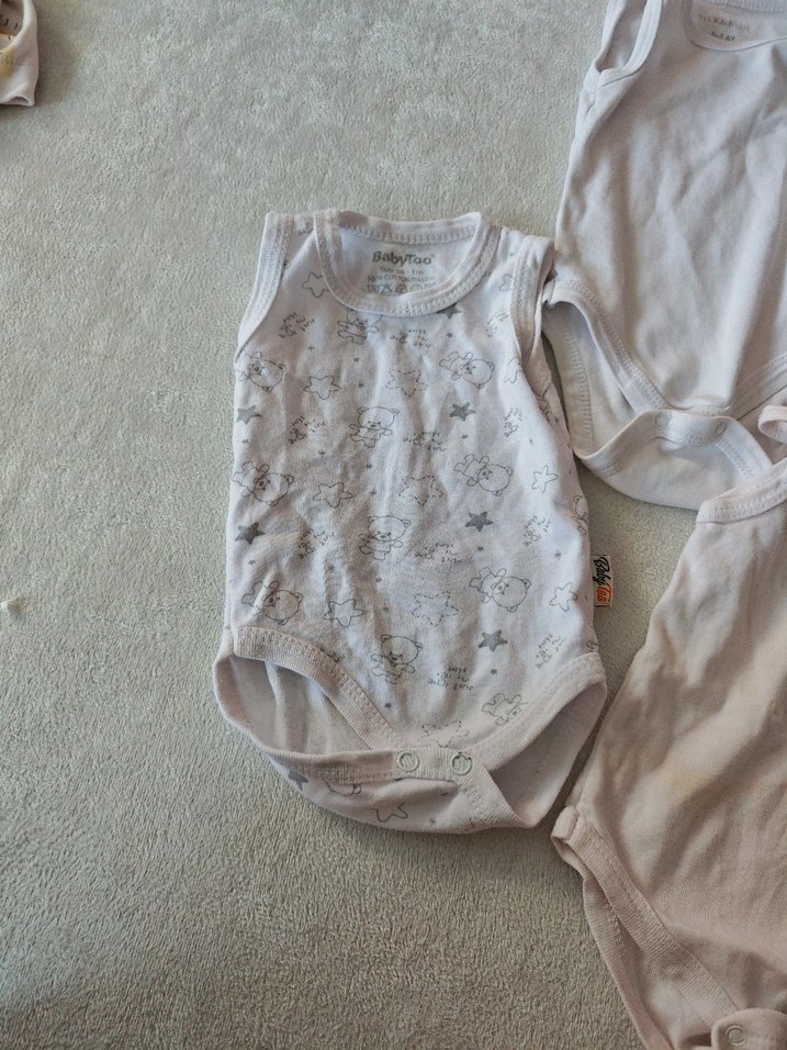 Pamuklu Beyaz ve Gri Erkek Bebek Atlet Bodysuit - Görsel 2