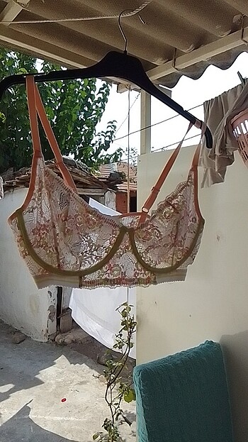 Sütyen