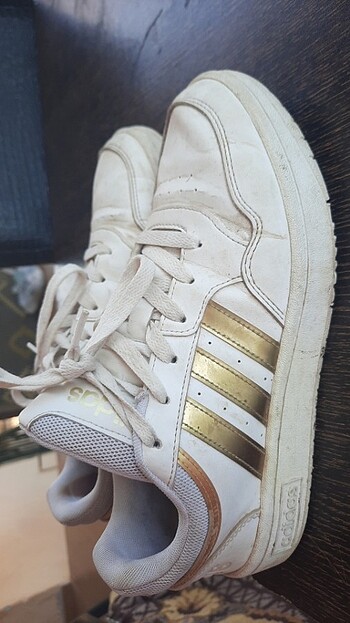 38,5 Beden Adidas spor ayakkabi