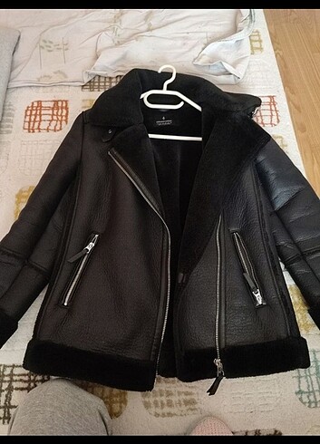 Stradivarius içi suni kürklü biker ceket 