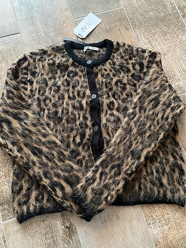 Leopar hırka