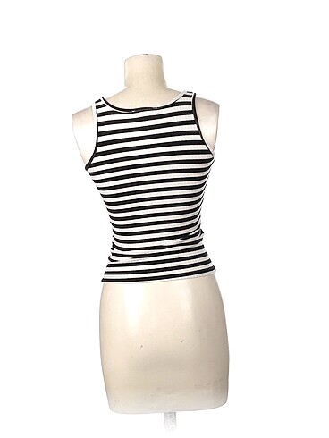 m Beden PreLoved Bluz %70 İndirimli.
