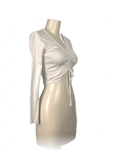 Diğer PreLoved Bluz %70 İndirimli.