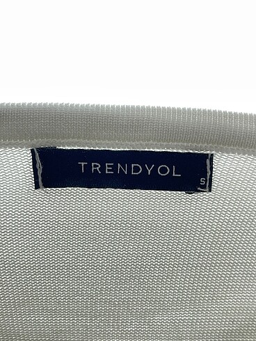 s Beden beyaz Renk Trendyol & Milla T-shirt %70 İndirimli.