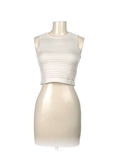 Trendyol & Milla T-shirt %70 İndirimli.