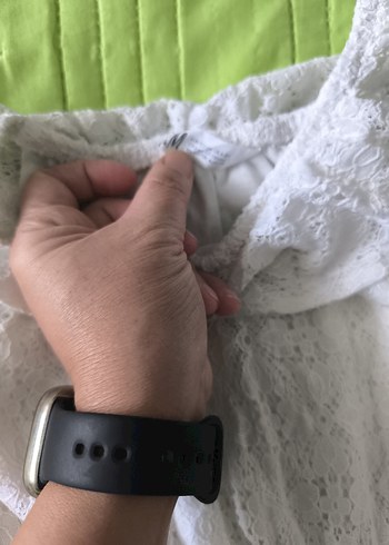 Kolsuz Fırfırlı Beyaz Keten Kız Elbisesi - Görsel 5