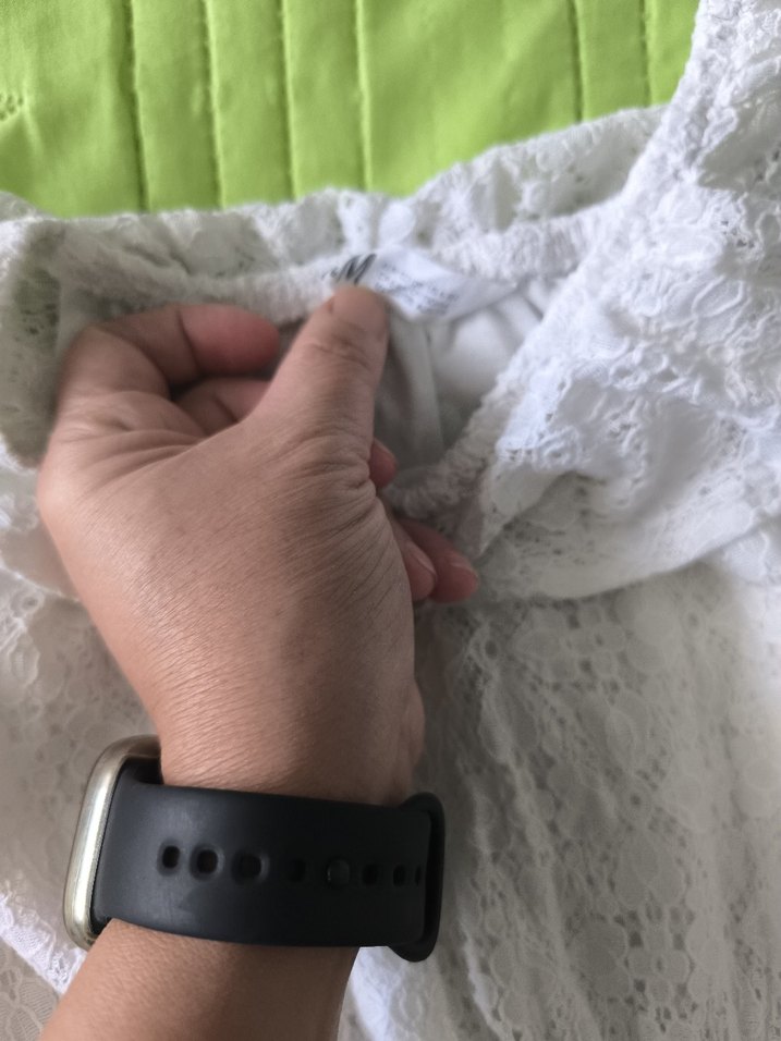 Kolsuz Fırfırlı Beyaz Keten Kız Elbisesi - Görsel 5