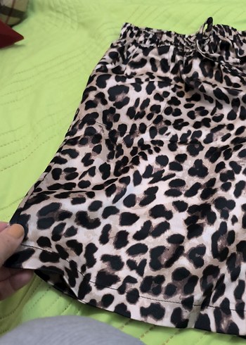 Kadın Leopar Desenli Mini Rahat şort - Görsel 4