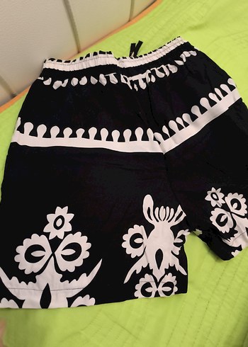 Mavi Batik Desenli Bol Kesim Mini Şort - Görsel 8