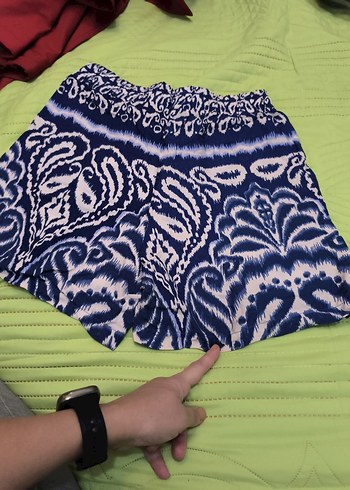 Mavi Batik Desenli Bol Kesim Mini Şort - Görsel 5