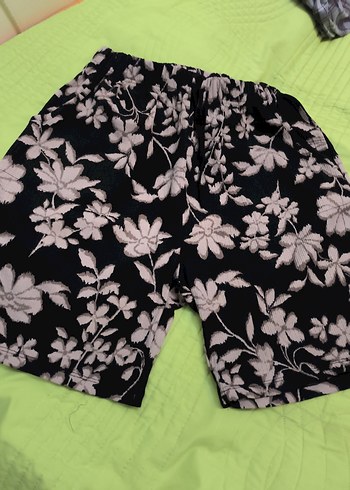 Gri Desenli Midi Şortu - Görsel 7