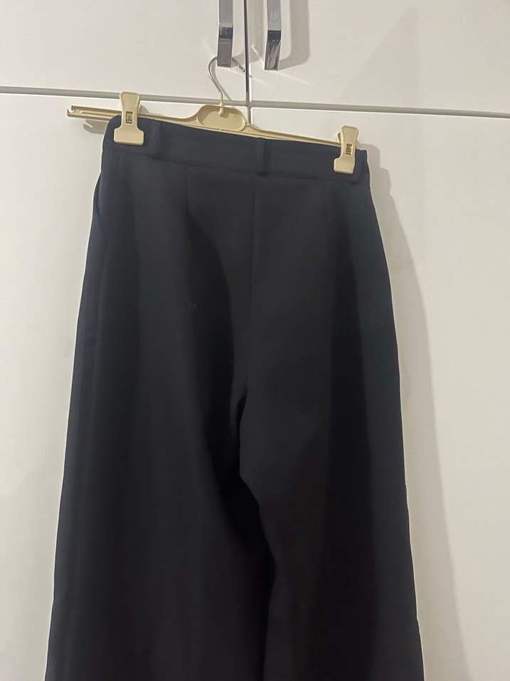 Geniş Kesim Siyah Kumaş Pantolon - Görsel 4