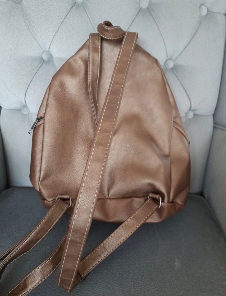 Kadın Sırt Çantası - Görsel 4