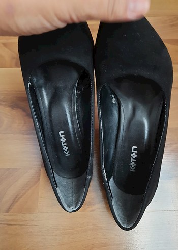 siyah topuklu ayakkabı - Görsel 3