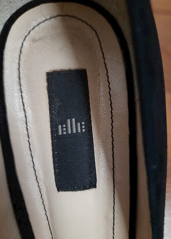 Siyah topuklu ayakkabı - Görsel 3