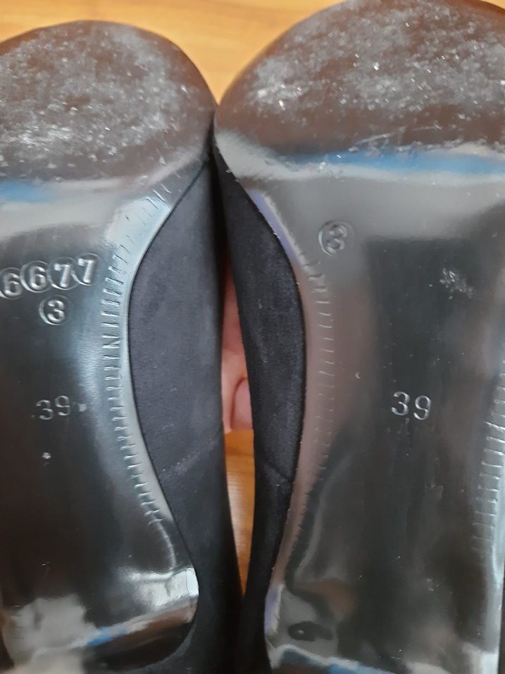 Siyah topuklu ayakkabı - Görsel 5