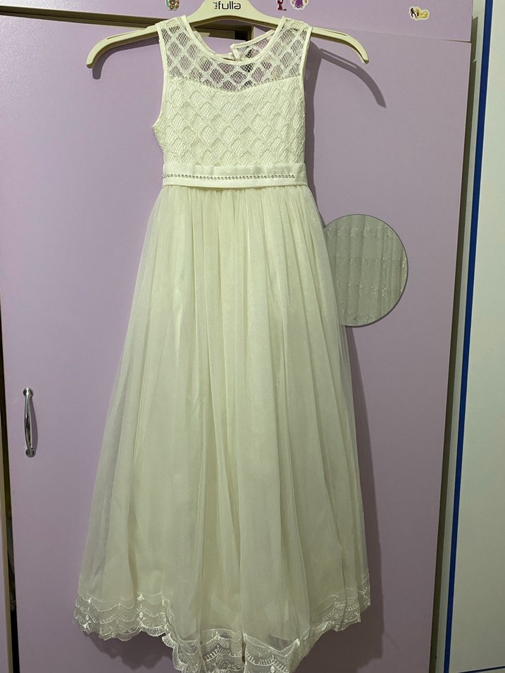 Beyaz Dantel Detaylı Kız Çocuk gelinlik - Görsel 3