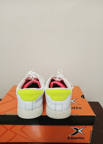 Kinetix Beyaz Spor Ayakkabı Kadın - Görsel 4