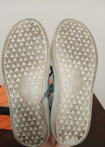 Kadın Gri Yaprak Desenli Günlük Spor Ayakkabı - Görsel 6