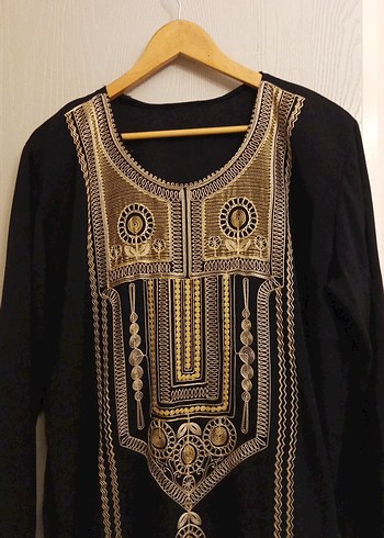 Kadın Siyah Altın İşlemeli Uzun Bohem Elbise - Görsel 2