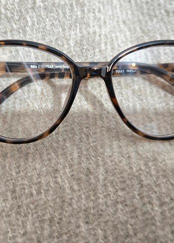 Kemer Detaylı Koyu Sarı Kadın Gözlüğü - Görsel 4