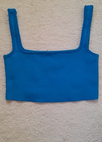 Dilvin marka saks crop top.