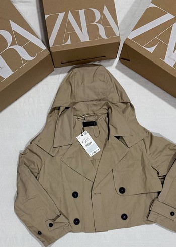 ZARA ÇIKARILABİLİR KAPÜŞONLU KISA TRENÇKOT - Görsel 2