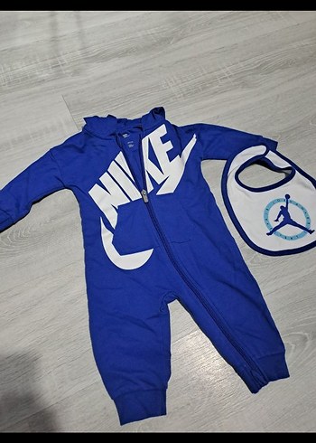 nike orjinal bebek tulumu