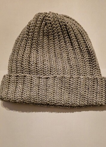 Unisex handmade bere